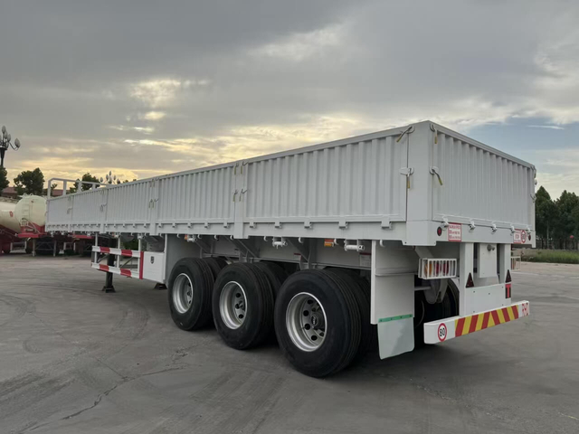 Trailer de pared lateral de 3 ejes